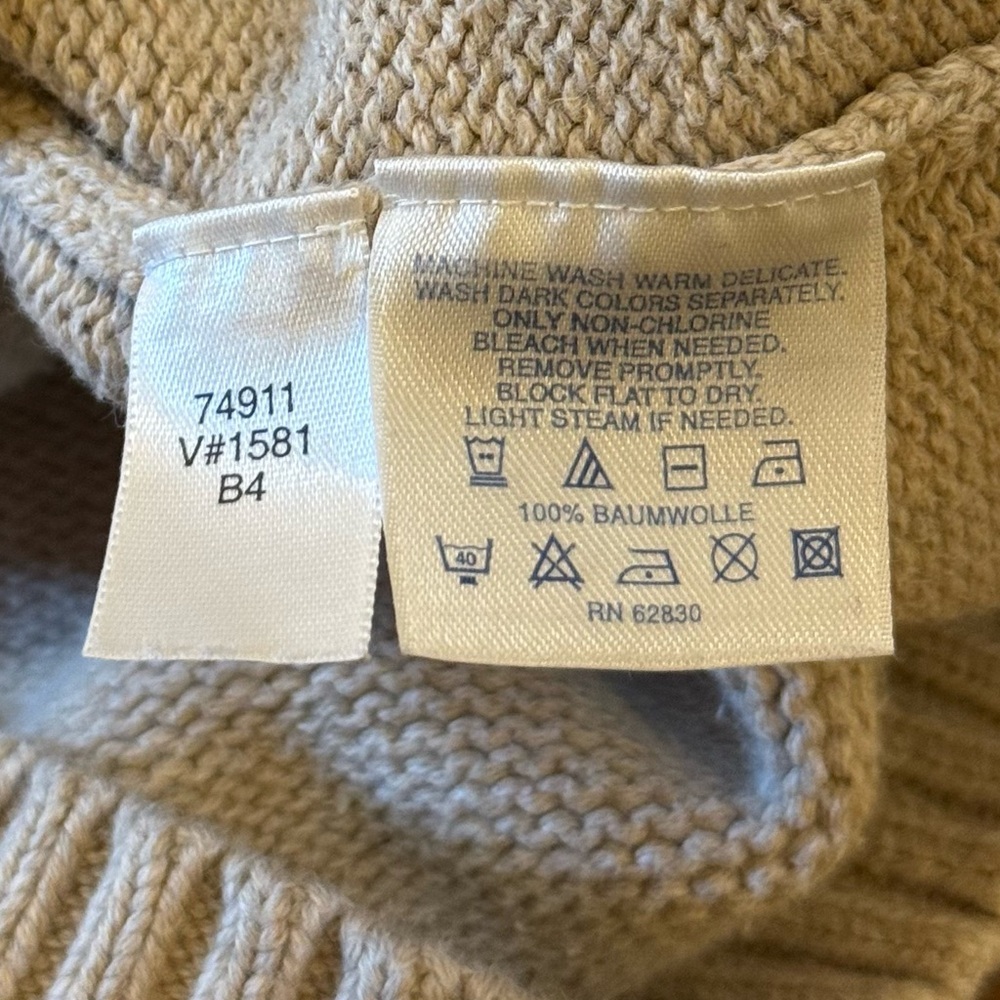 Lands End Knit Sweater Vest XL Beige V Neck Classic Preppy Layering - Picture 5 of 8